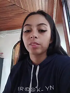 Snapshot of LuciiferBlack chatting on July 10, 2026, 1:11 pm LuciiferBlack online show from July 10, 2026, 1:11 pm