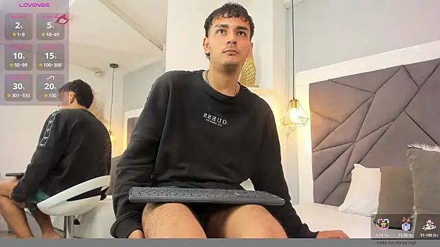 Snapshot of LiamBlake_ chatting on June 10, 2026, 6:03 am LiamBlake online show from June 10, 2026, 6:03 am