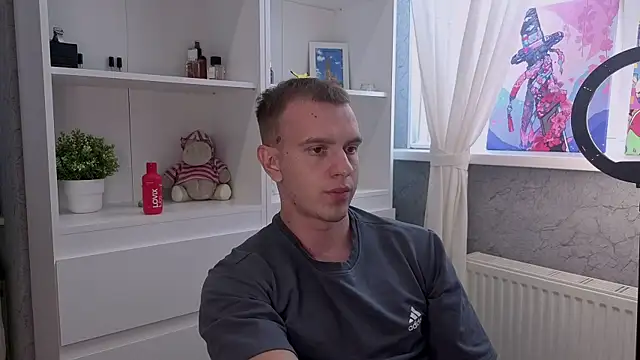 Snapshot of Max_Kunn chatting on July 3, 2026, 9:49 am Max Kunn online show from July 3, 2026, 9:49 am