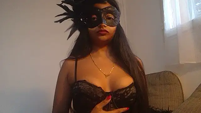Snapshot of AmiraParNuit chatting on June 16, 2026, 6:52 pm AmiraParNuit online show from June 16, 2026, 6:52 pm