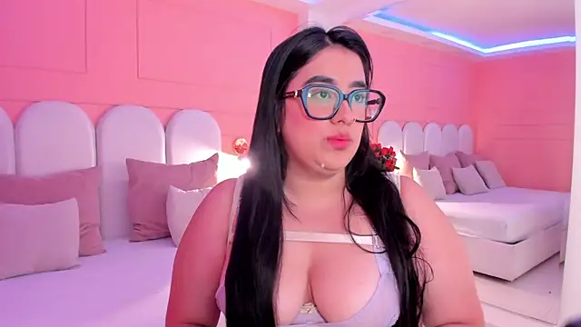maite graay online show from July 16, 2026, 12:13 pm