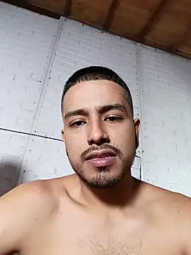 Snapshot of Mommy_Dirty_Boy chatting on June 17, 2026, 3:33 pm Mommy Dirty Boy online show from June 17, 2026, 3:33 pm