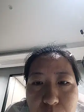 Snapshot of DUU5528 chatting on May 31, 2026, 9:04 pm DUU5528 online show from May 31, 2026, 9:04 pm