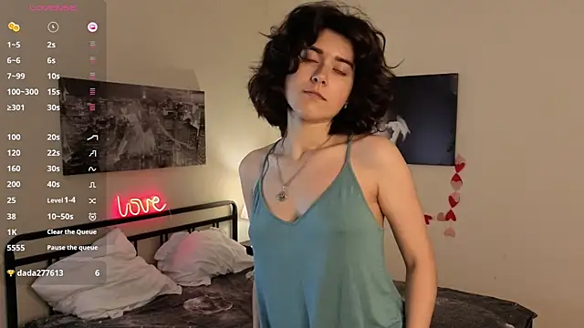 Snapshot of Barbara_Little chatting on June 21, 2026, 5:08 pm Barbara Little online show from June 21, 2026, 5:08 pm