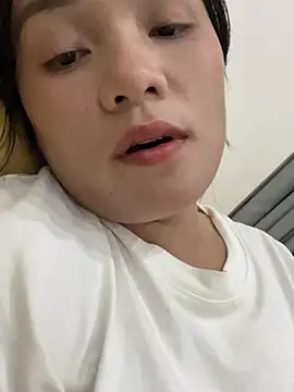 Luna-mi online show from July 5, 2026, 1:18 pm