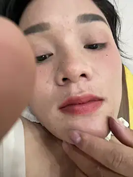 Luna-mi online show from July 13, 2026, 1:32 pm