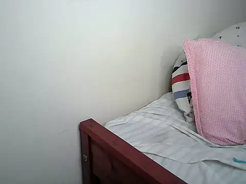 wendy shancy online show from June 9, 2026, 2:01 am