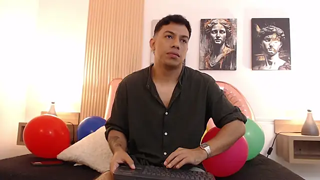 Snapshot of Diego_salvatore chatting on June 30, 2026, 2:39 pm Diego salvatore online show from June 30, 2026, 2:39 pm