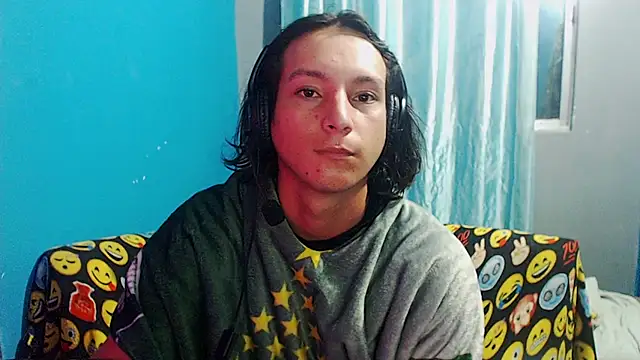 Snapshot of MrKingsaintx chatting on July 20, 2026, 10:22 am MrKingsaintx online show from July 20, 2026, 10:22 am