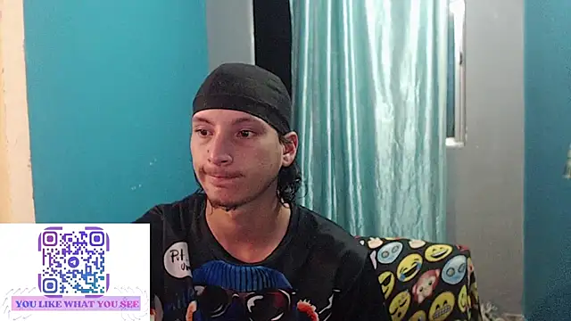 Snapshot of MrKingsaintx chatting on July 7, 2026, 12:57 am MrKingsaintx online show from July 7, 2026, 12:57 am