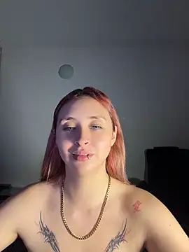Snapshot of Sophia_LuxxX chatting on June 14, 2026, 10:22 pm Sophia LuxxX online show from June 14, 2026, 10:22 pm