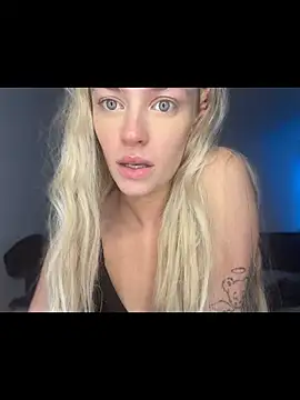 cherrythepie online show from June 1, 2026, 4:56 am