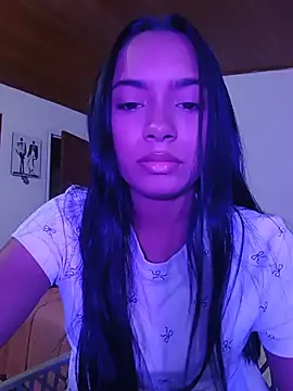 Snapshot of xcleila chatting on June 26, 2026, 3:01 am xcleila online show from June 26, 2026, 3:01 am