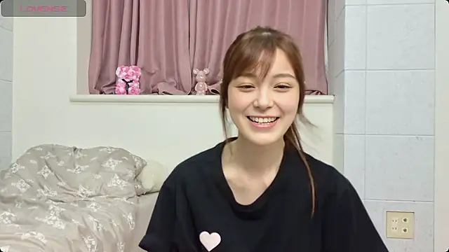 Snapshot of -Ria1022- chatting on July 18, 2026, 3:31 pm -Ria1022- online show from July 18, 2026, 3:31 pm