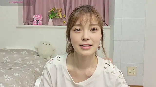 Snapshot of -Ria1022- chatting on June 20, 2026, 3:17 pm -Ria1022- online show from June 20, 2026, 3:17 pm