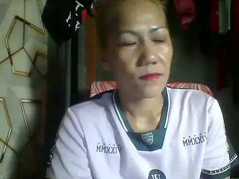 Snapshot of pinayheartaker chatting on July 2, 2026, 2:12 am pinayheartaker online show from July 2, 2026, 2:12 am