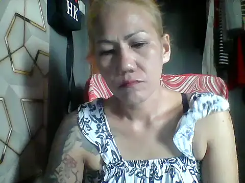 Snapshot of pinayheartaker chatting on June 25, 2026, 1:36 am pinayheartaker online show from June 25, 2026, 1:36 am
