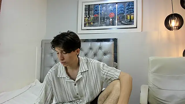 Marcoviolet online show from June 4, 2026, 12:32 pm