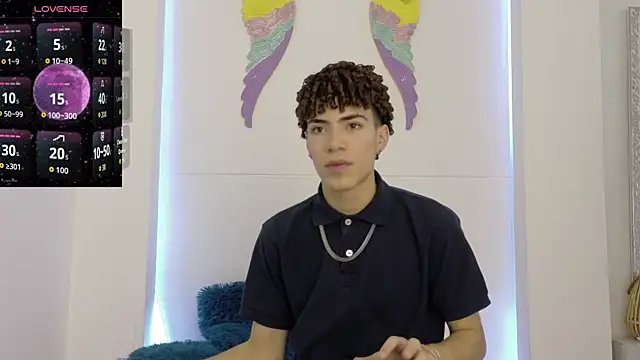 Snapshot of Monyel_Blake chatting on July 18, 2026, 12:03 pm Monyel Blake online show from July 18, 2026, 12:03 pm