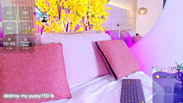 LalaVareela online show from July 15, 2026, 7:21 pm