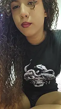 Snapshot of lilith_isabella25 chatting on July 18, 2026, 11:13 pm lilith isabella25 online show from July 18, 2026, 11:13 pm