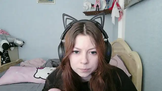 Snapshot of AlessiaViolet chatting on June 30, 2026, 9:20 am AlessiaViolet online show from June 30, 2026, 9:20 am