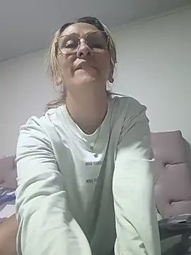 Camilaabby online show from June 11, 2026, 3:25 am