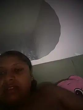 Snapshot of LittleMissGrippy chatting on July 24, 2026, 10:39 pm LittleMissGrippy online show from July 24, 2026, 10:39 pm
