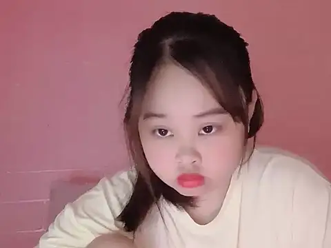 Nhungnhung679 online show from June 15, 2026, 5:01 pm