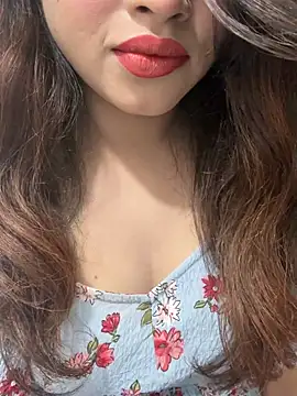 Snapshot of Yours_riya11 chatting on July 17, 2026, 12:41 am Yours riya11 online show from July 17, 2026, 12:41 am