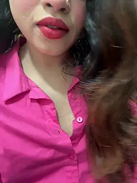 Snapshot of Yours_riya11 chatting on June 21, 2026, 5:19 pm Yours riya11 online show from June 21, 2026, 5:19 pm