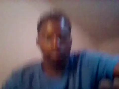 Snapshot of loonyMuse chatting on July 13, 2026, 7:40 am loonyMuse online show from July 13, 2026, 7:40 am