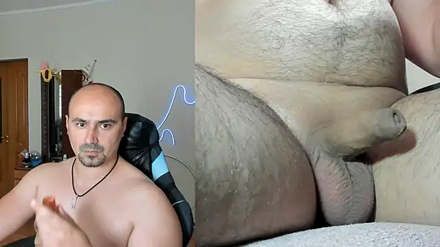 Snapshot of -SexyDaddy- chatting on June 9, 2026, 10:16 am -SexyDaddy- online show from June 9, 2026, 10:16 am