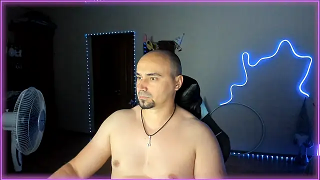 Snapshot of -SexyDaddy- chatting on June 25, 2026, 6:02 pm -SexyDaddy- online show from June 25, 2026, 6:02 pm