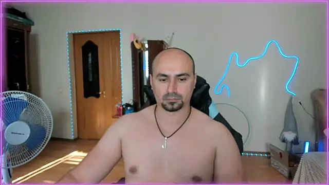 Snapshot of -SexyDaddy- chatting on June 19, 2026, 2:01 pm -SexyDaddy- online show from June 19, 2026, 2:01 pm