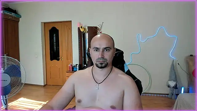 Snapshot of -SexyDaddy- chatting on June 26, 2026, 1:39 pm -SexyDaddy- online show from June 26, 2026, 1:39 pm