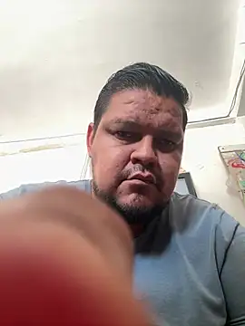 Snapshot of fercho25rv chatting on July 13, 2026, 7:35 pm fercho25rv online show from July 13, 2026, 7:35 pm