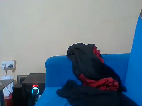 Snapshot of Skylark612 chatting on June 18, 2026, 9:25 am Skylark612 online show from June 18, 2026, 9:25 am