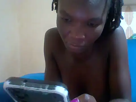 Snapshot of Skylark612 chatting on June 18, 2026, 4:11 am Skylark612 online show from June 18, 2026, 4:11 am