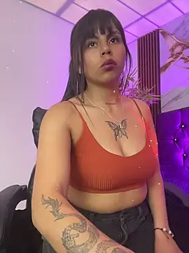 Snapshot of Candy_ec chatting on June 20, 2026, 7:41 pm Candy ec online show from June 20, 2026, 7:41 pm