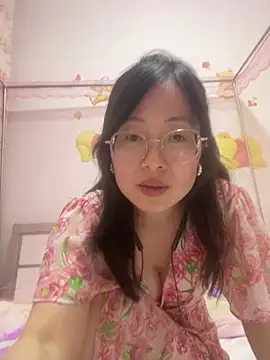 TangTang0530 online show from June 10, 2026, 1:12 pm