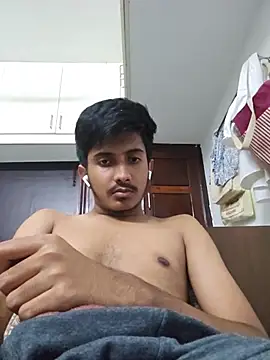 Snapshot of tamil_guy007 chatting on July 6, 2026, 6:32 pm tamil guy007 online show from July 6, 2026, 6:32 pm