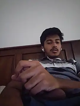Snapshot of tamil_guy007 chatting on July 4, 2026, 9:37 am tamil guy007 online show from July 4, 2026, 9:37 am