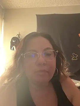 Snapshot of sunflowerNiecy chatting on June 19, 2026, 1:55 am sunflowerNiecy online show from June 19, 2026, 1:55 am