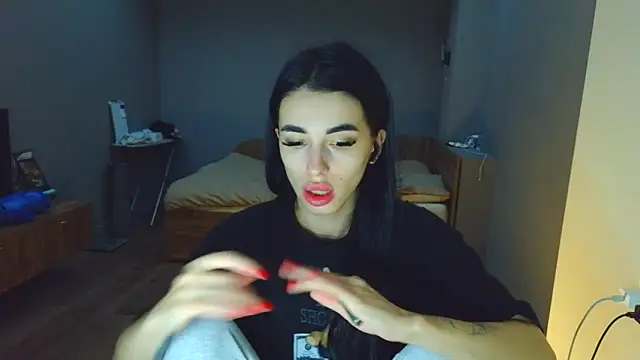 Snapshot of Eva_Mersi chatting on June 2, 2026, 6:19 pm Eva Mersi online show from June 2, 2026, 6:19 pm