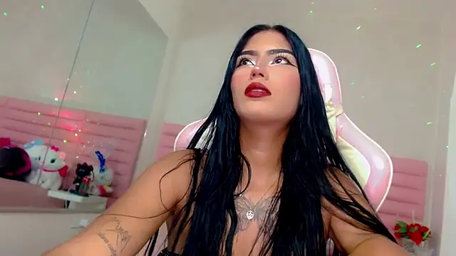Snapshot of katiuska_lovely chatting on July 10, 2026, 4:23 am katiuska lovely online show from July 10, 2026, 4:23 am