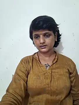 Snapshot of Miss-kuhu chatting on June 6, 2026, 7:52 pm Miss-kuhu online show from June 6, 2026, 7:52 pm