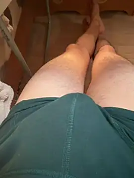 Pierre20cm21ans online show from June 16, 2026, 5:57 pm