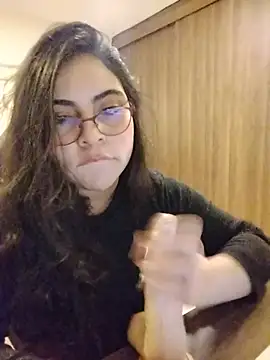 Snapshot of Roxxy_Sade chatting on June 20, 2026, 1:54 am Roxxy Sade online show from June 20, 2026, 1:54 am