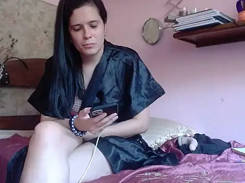 Snapshot of NinaMendes chatting on June 3, 2026, 2:33 pm NinaMendes online show from June 3, 2026, 2:33 pm